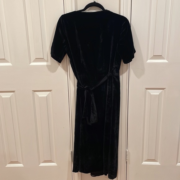 Midi Velvet Wrap Dress - Picture 7 of 7
